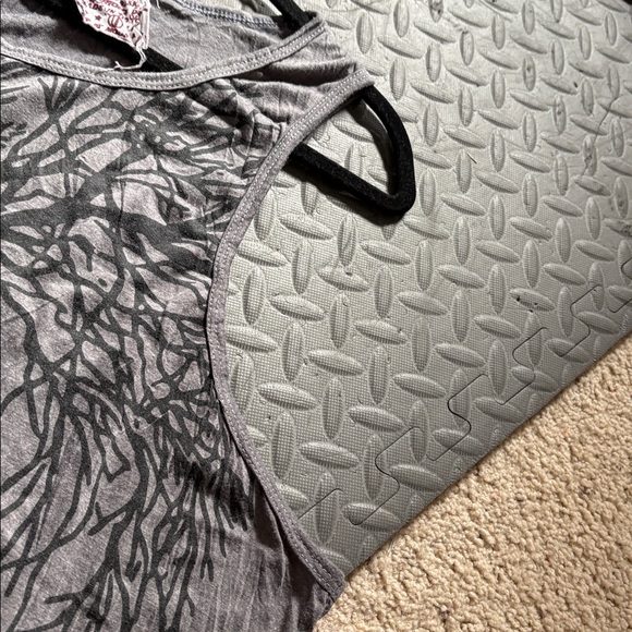 SURE Gray Graphic Tank Top - Picture 4 of 4